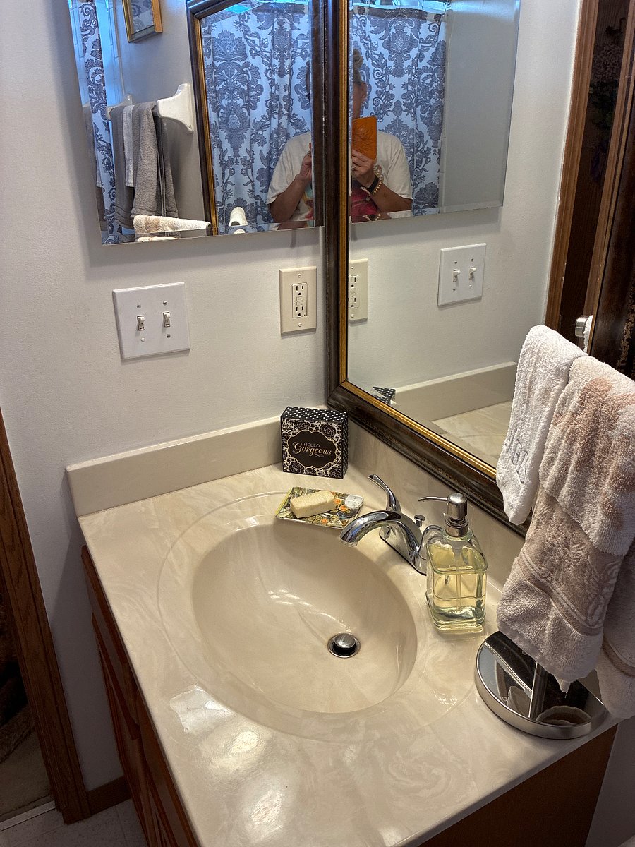Furnished Finder property 889704_1 photo 9
