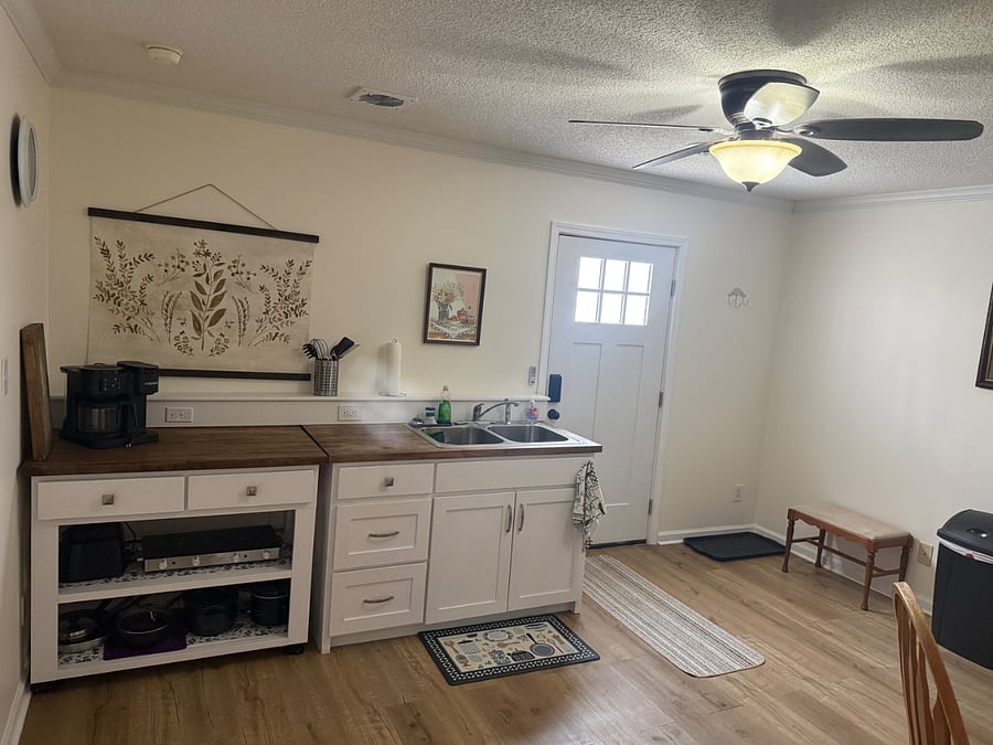 Furnished Finder property 889705_2 photo 1