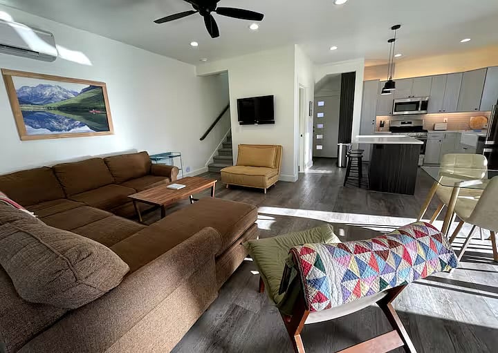 Furnished Finder property 889711_1 photo 7