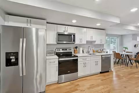 Furnished Finder property 889720_1 photo 7