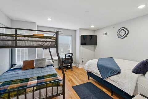 Furnished Finder property 889720_1 photo 13
