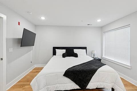 Furnished Finder property 889720_1 photo 11