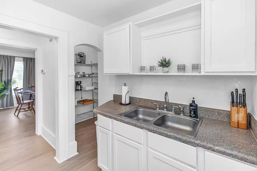 Furnished Finder property 889728_1 photo 11