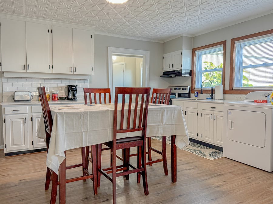 Furnished Finder property 889729_1 photo 17