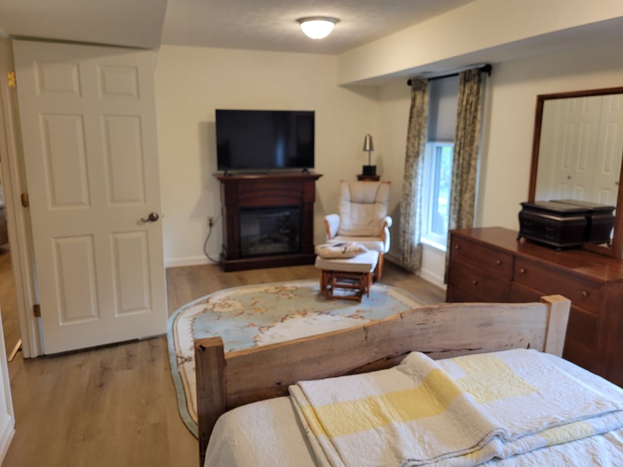 Furnished Finder property 889742_1 photo 7