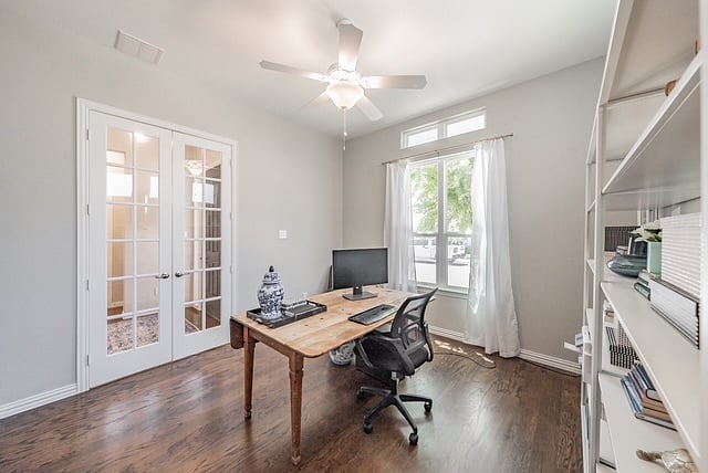 Furnished Finder property 889755_1 photo 17