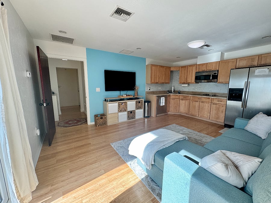 Furnished Finder property 889756_1 photo 4