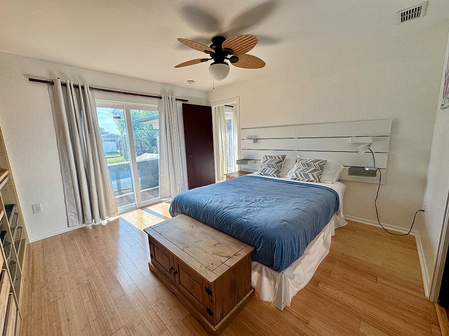 Furnished Finder property 889756_1 photo 9