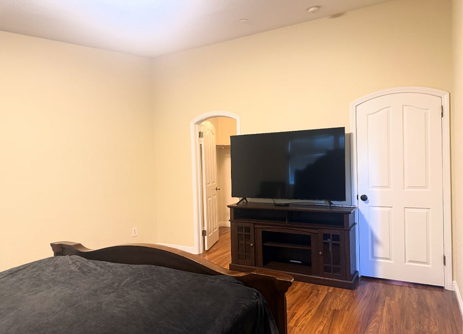 Furnished Finder property 889775_1 photo 4