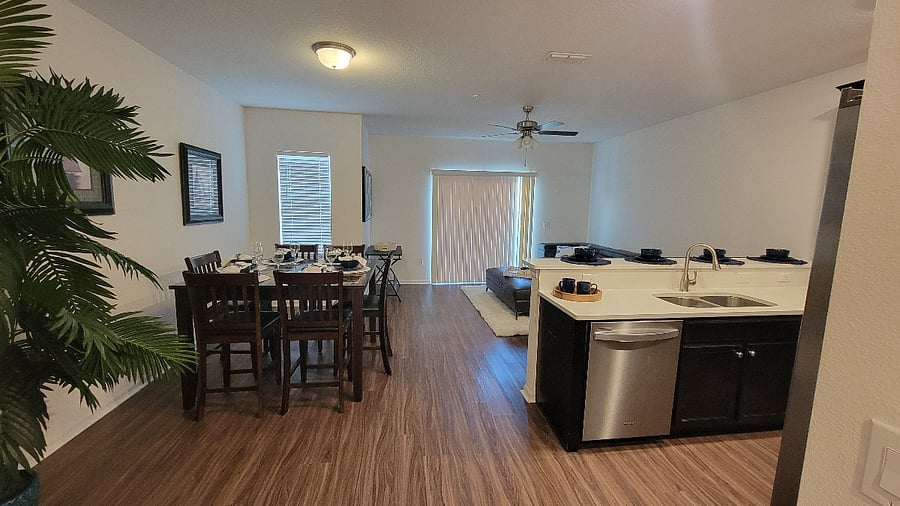 Furnished Finder property 889777_1 photo 4