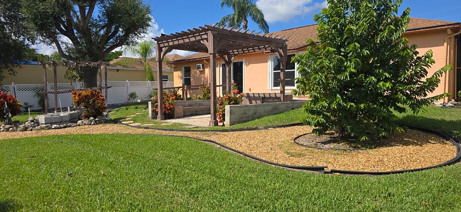 Furnished Finder property 889805_1 photo 12