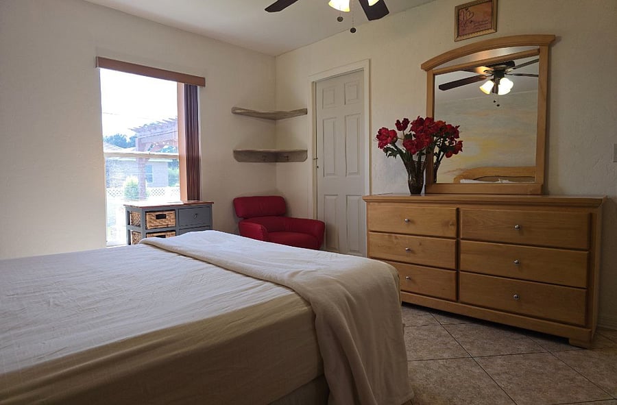 Furnished Finder property 889805_1 photo 7