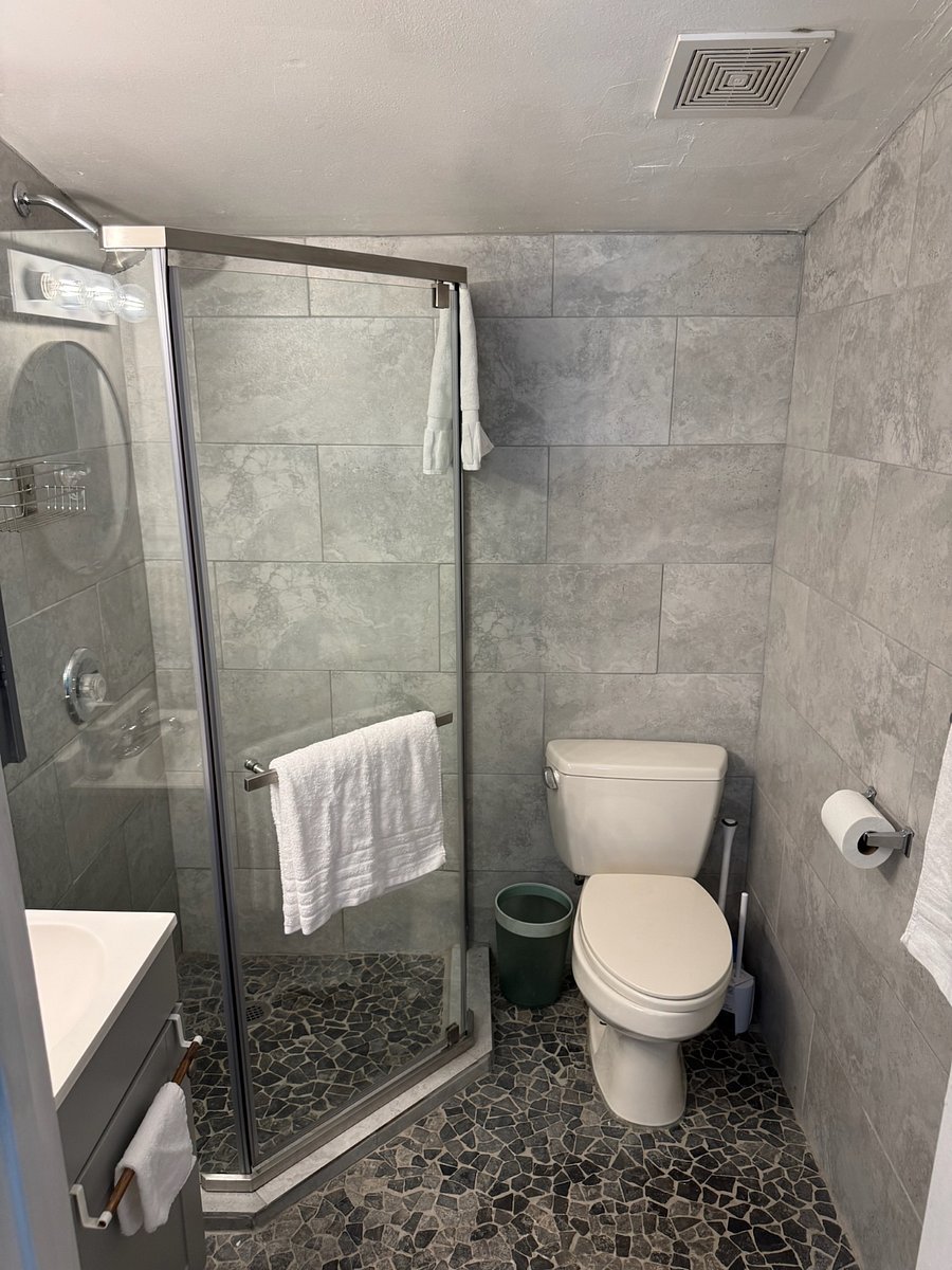 Furnished Finder property 889807_1 photo 9