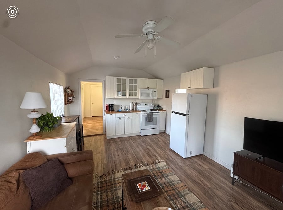 Furnished Finder property 889807_1 photo 11