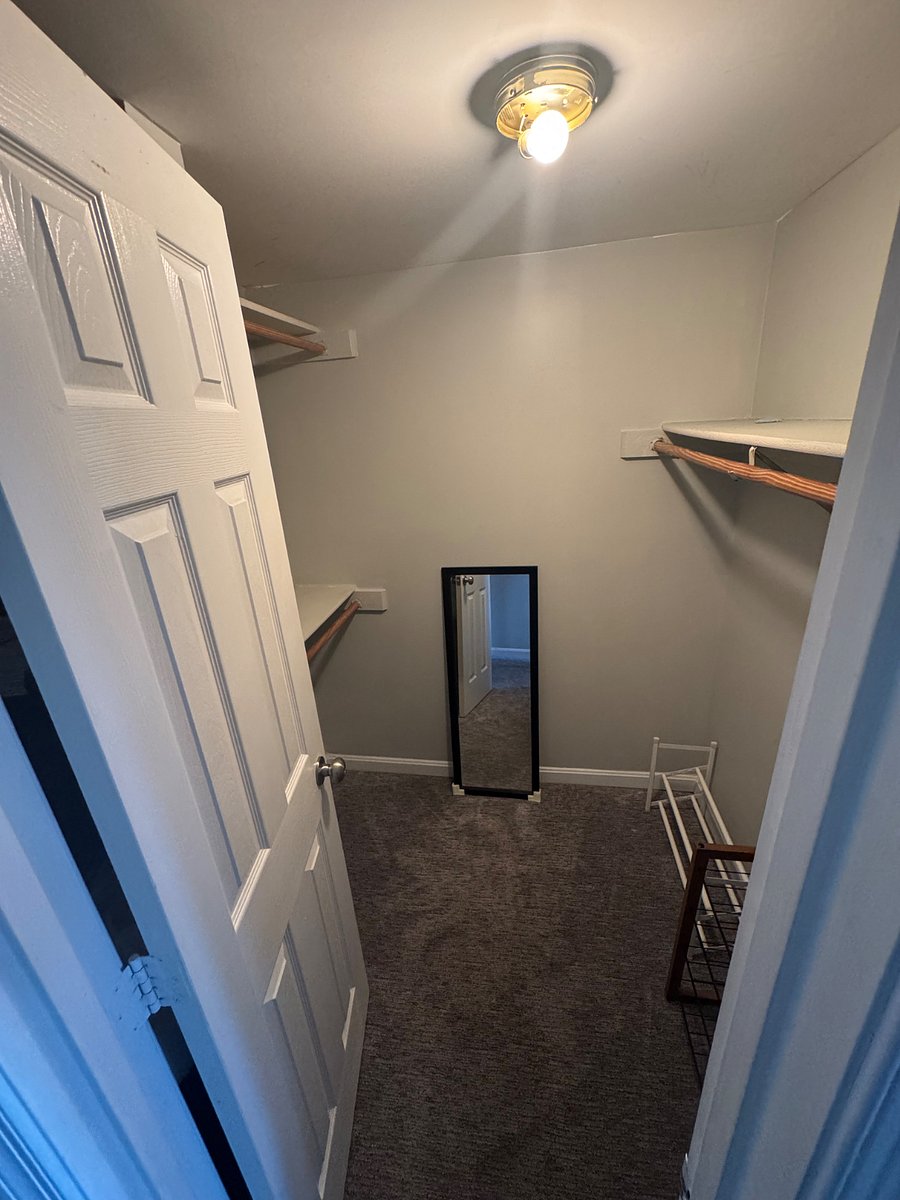 Furnished Finder property 889809_1 photo 14