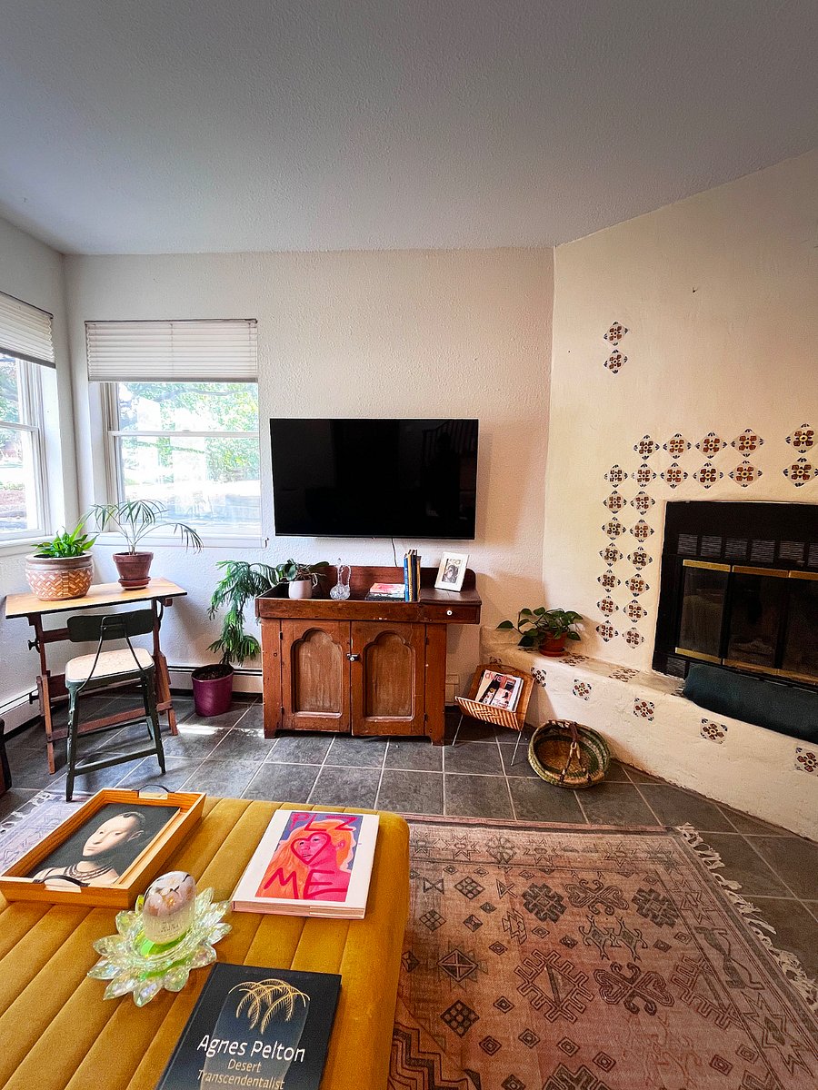 Furnished Finder property 889824_1 photo 17