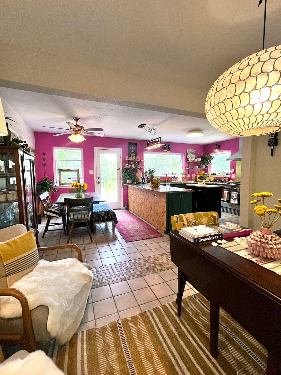 Furnished Finder property 889824_1 photo 9