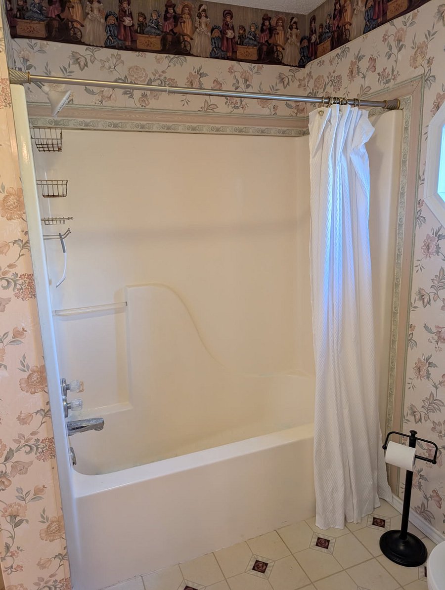 Furnished Finder property 889826_1 photo 13