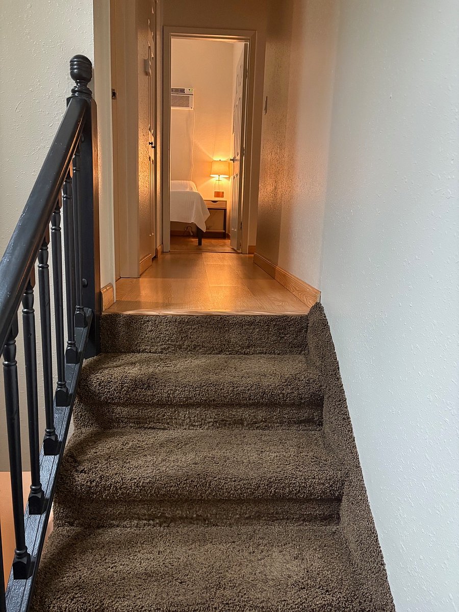 Furnished Finder property 889828_1 photo 12