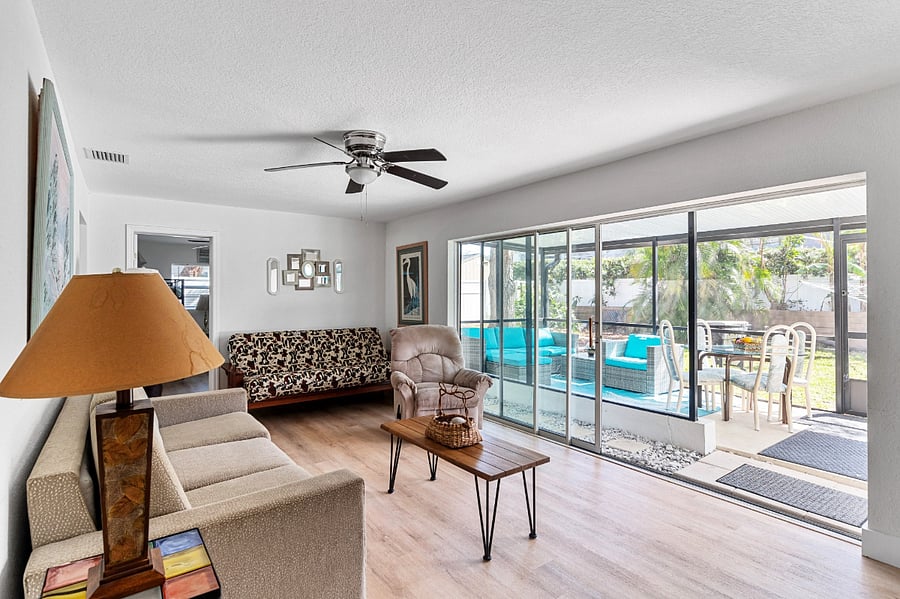 Furnished Finder property 889830_1 photo 8
