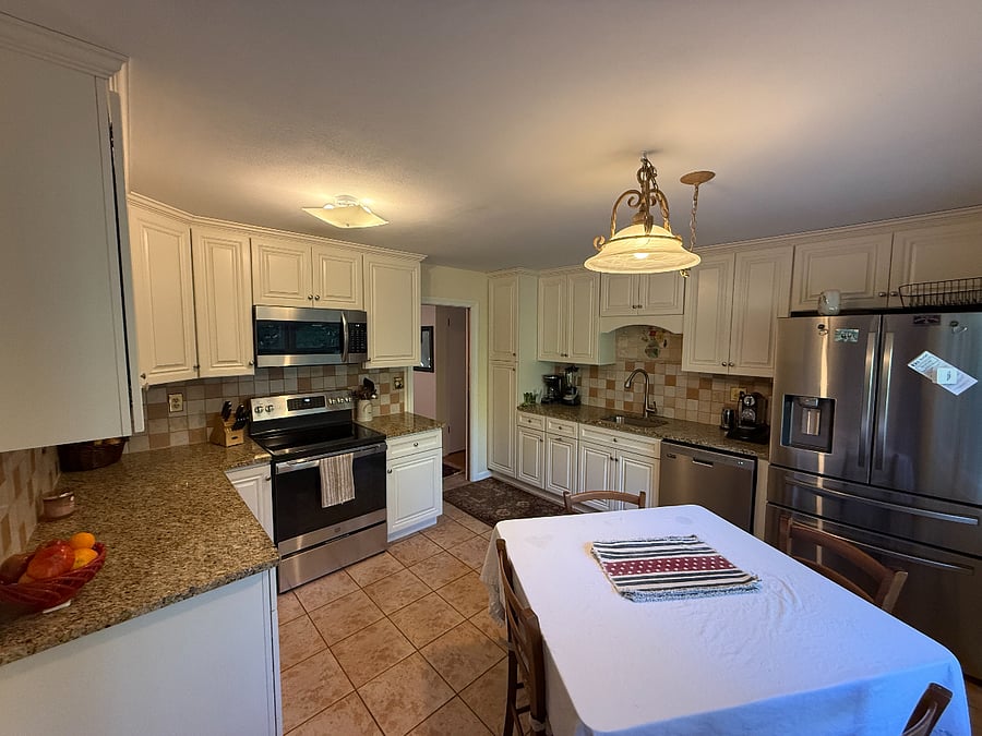 Furnished Finder property 889841_1 photo 5