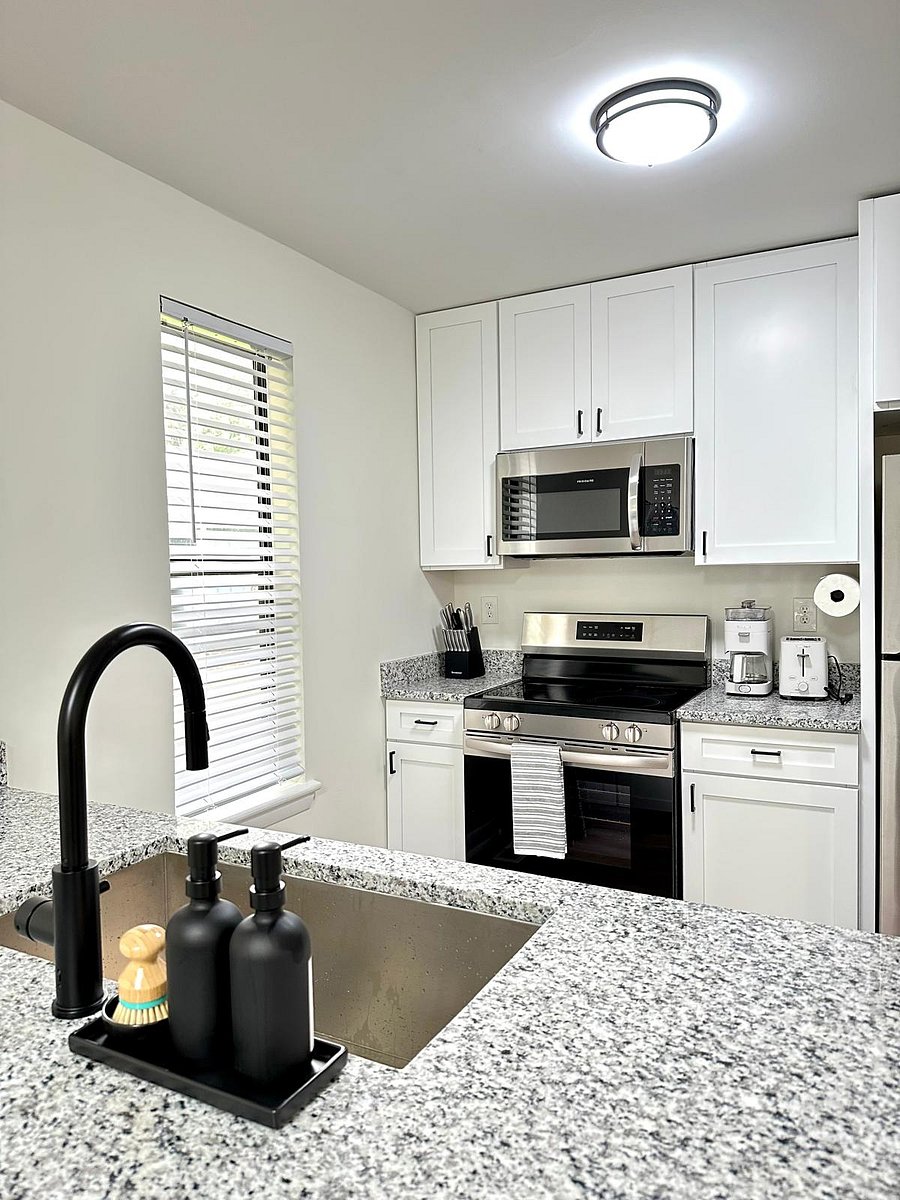 Furnished Finder property 889845_1 photo 4