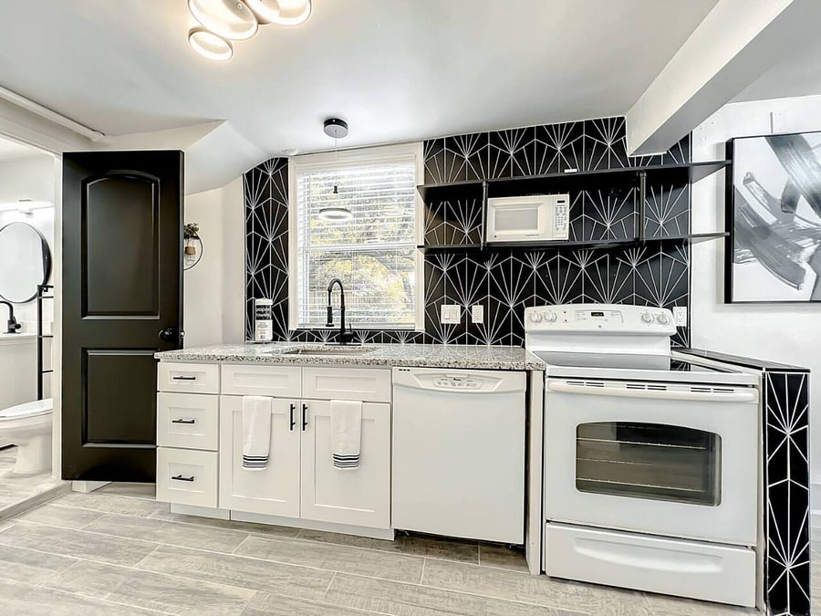 Furnished Finder property 889848_1 photo 6