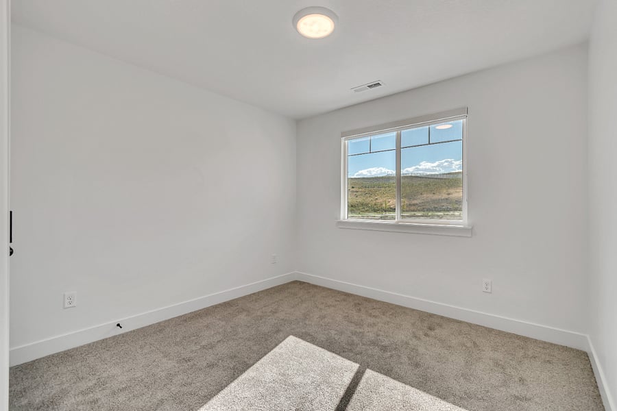 Furnished Finder property 889866_1 photo 24