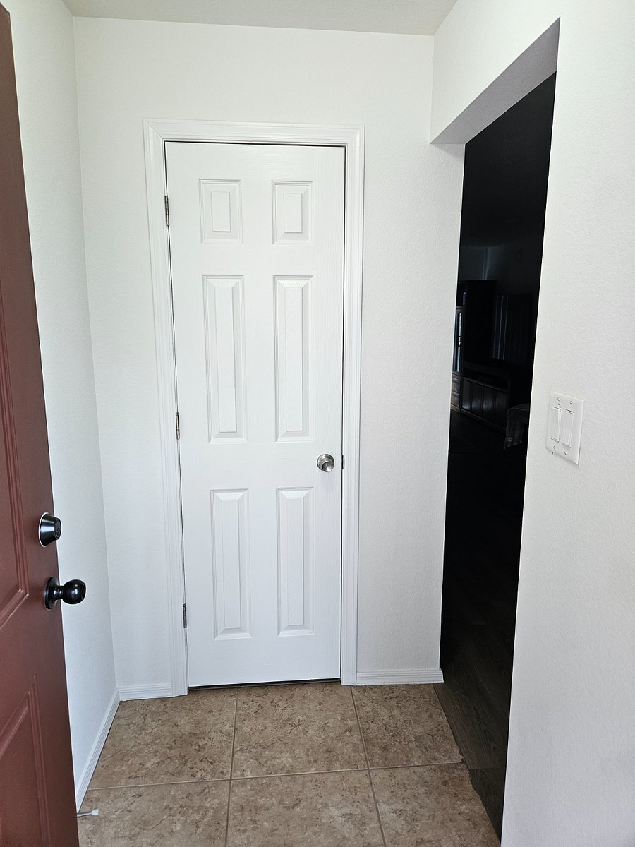 Furnished Finder property 889872_1 photo 3