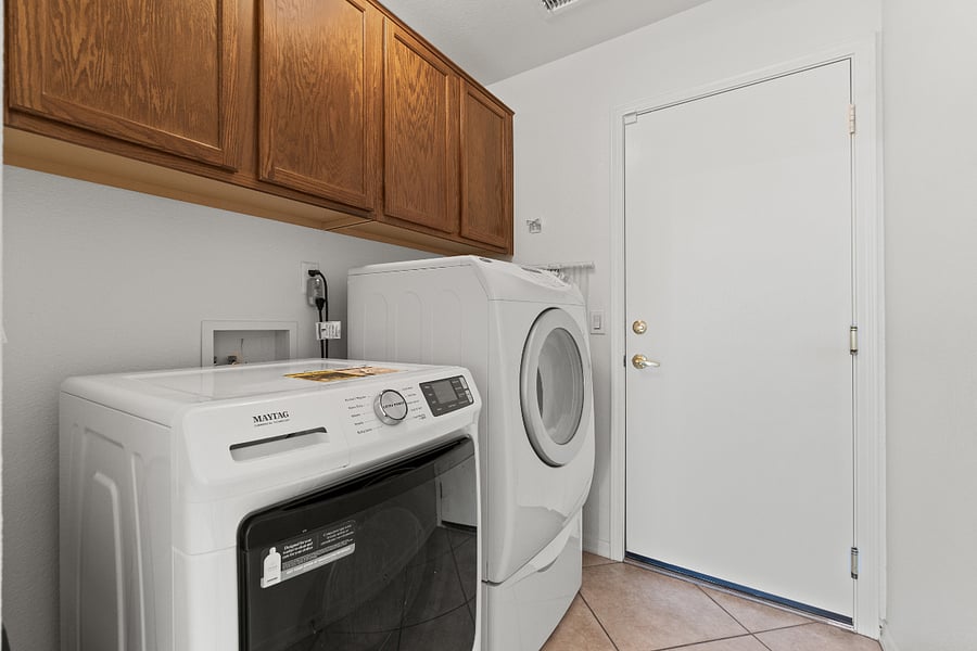 Furnished Finder property 889873_1 photo 17