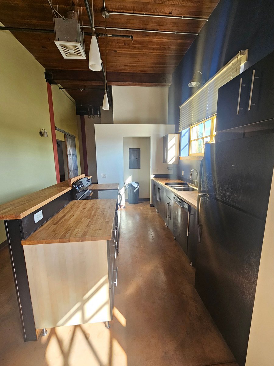 Furnished Finder property 889875_1 photo 6