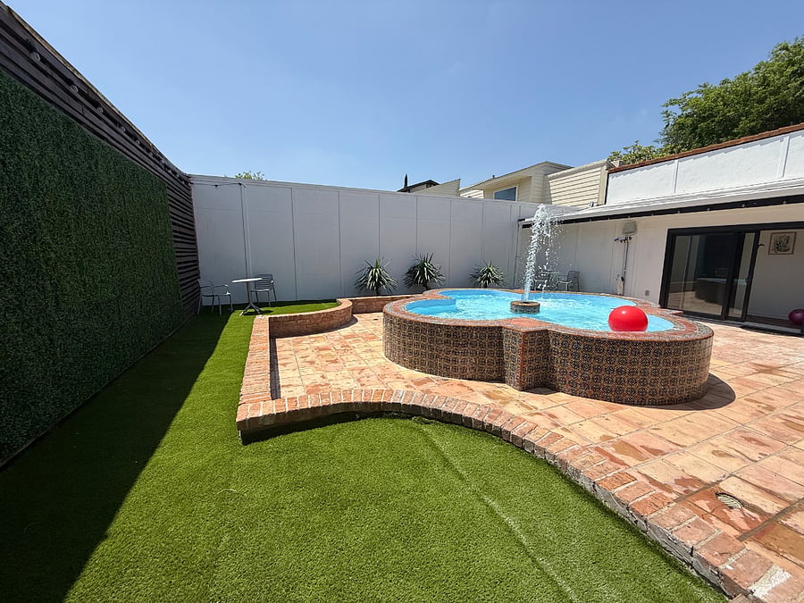 Furnished Finder property 889877_1 photo 26