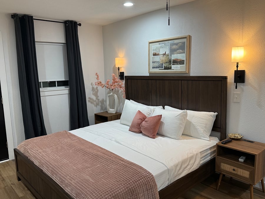 Furnished Finder property 889877_1 photo 18