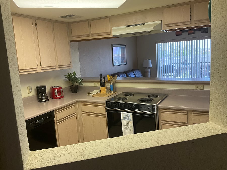 Furnished Finder property 889905_1 photo 3
