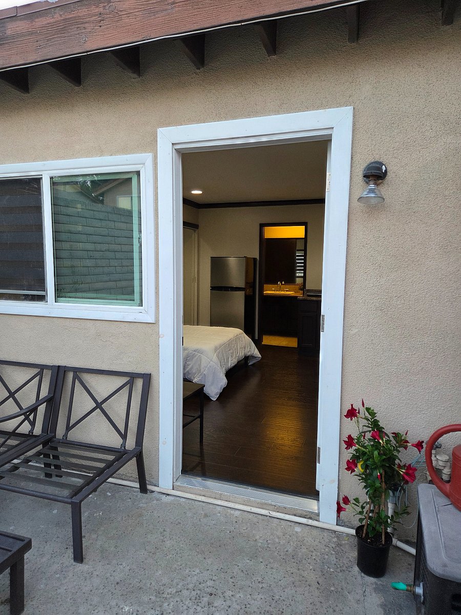 Furnished Finder property 889922_1 photo 10