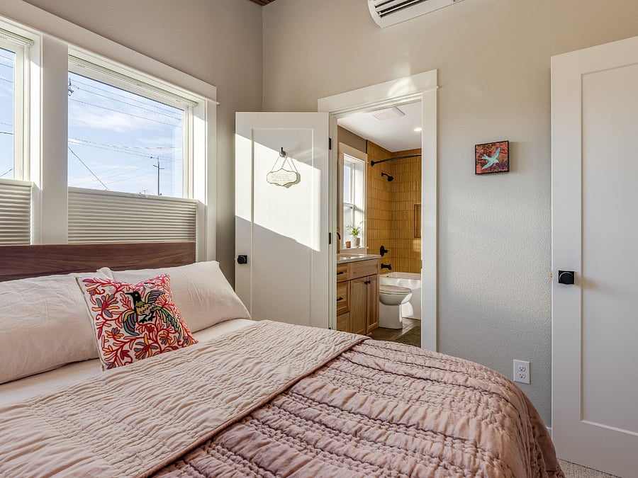 Furnished Finder property 889950_1 photo 23