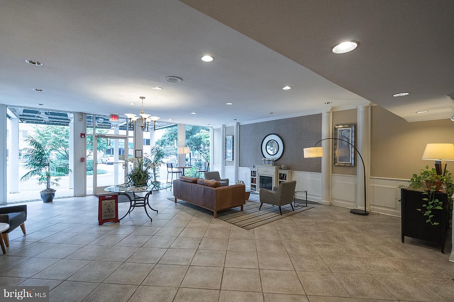 Furnished Finder property 889958_1 photo 3