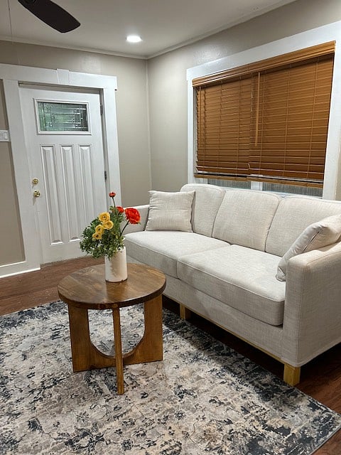 Furnished Finder property 889965_1 photo 1