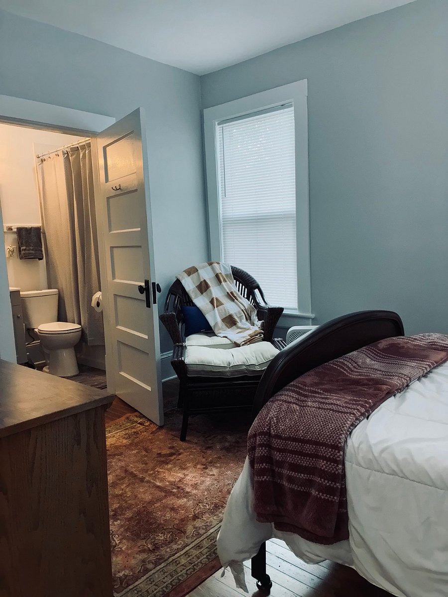 Furnished Finder property 889969_2 photo 12