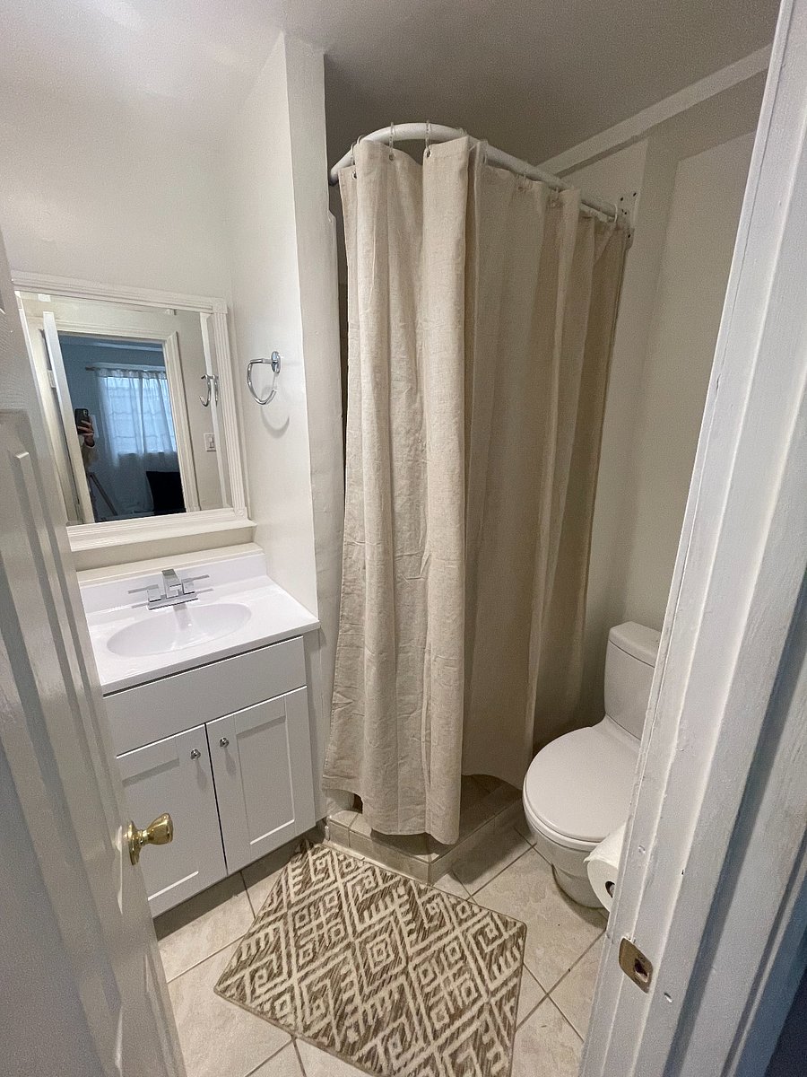 Furnished Finder property 889978_1 photo 9