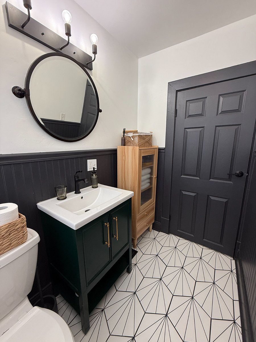 Furnished Finder property 889979_1 photo 25