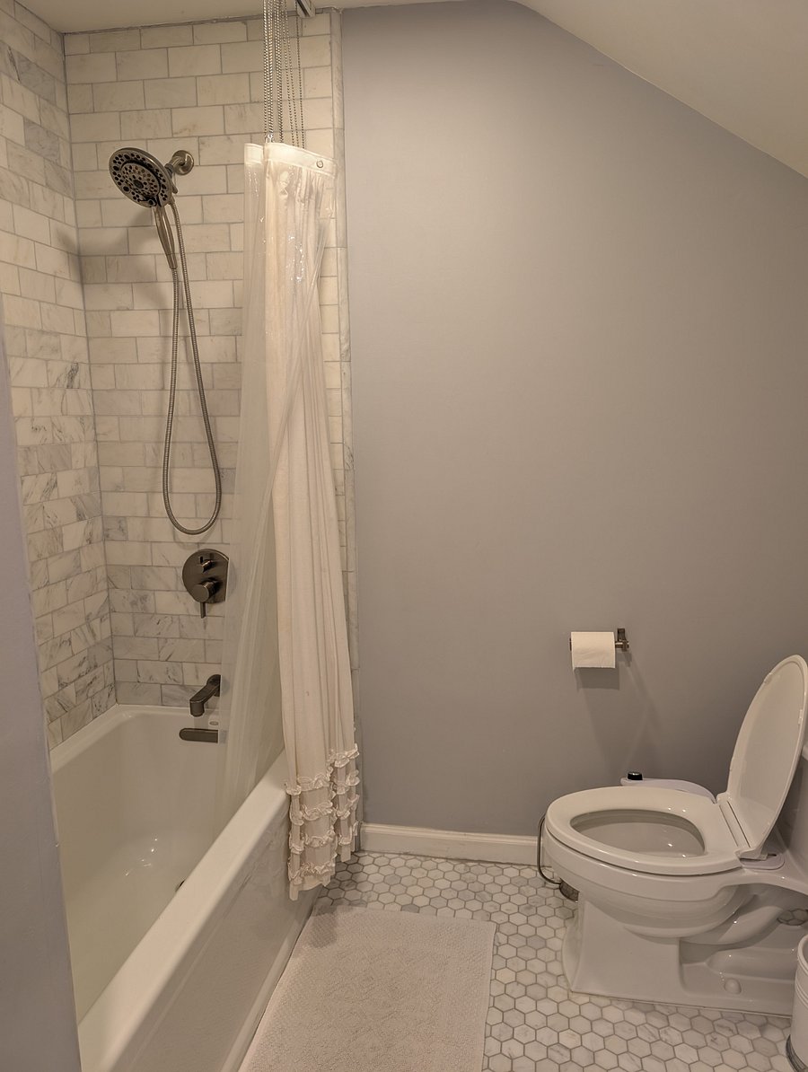 Furnished Finder property 889991_1 photo 25
