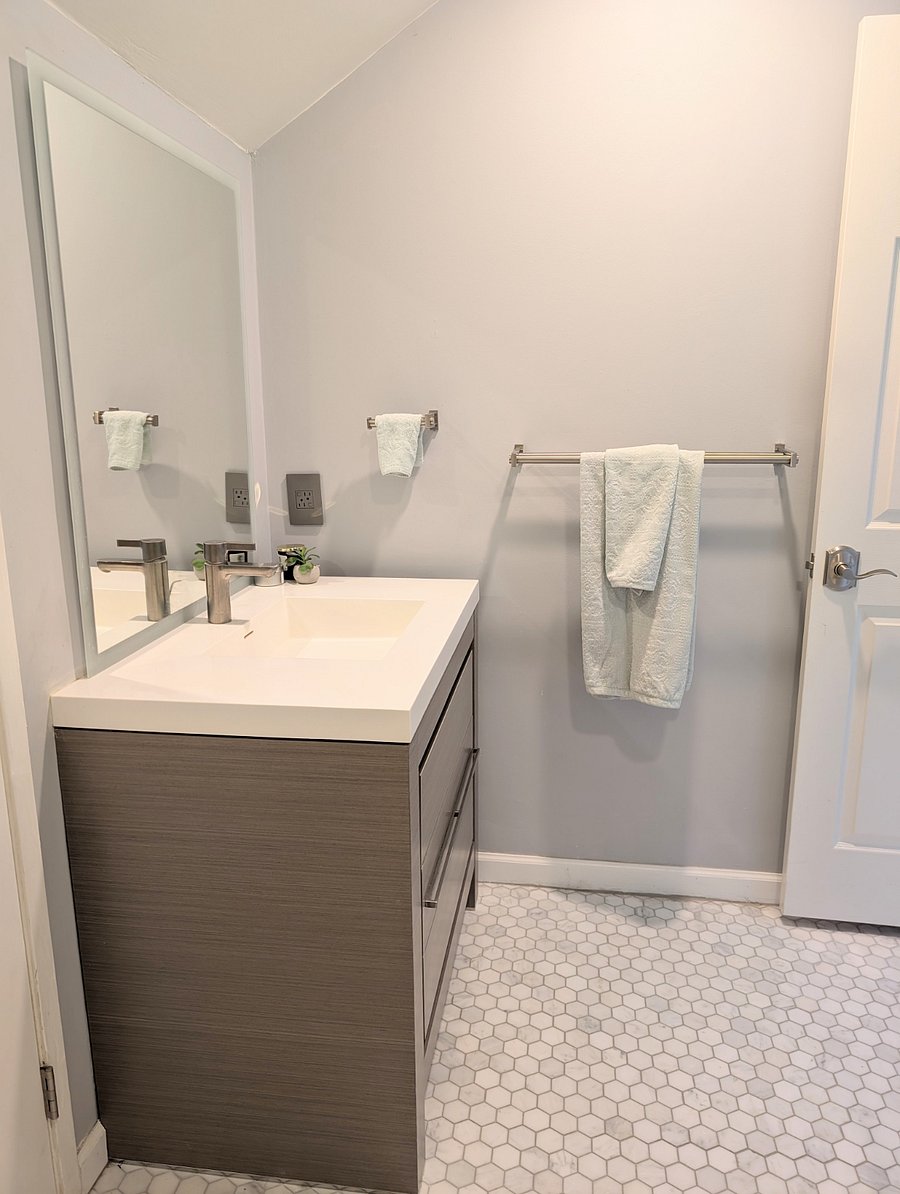 Furnished Finder property 889991_1 photo 26