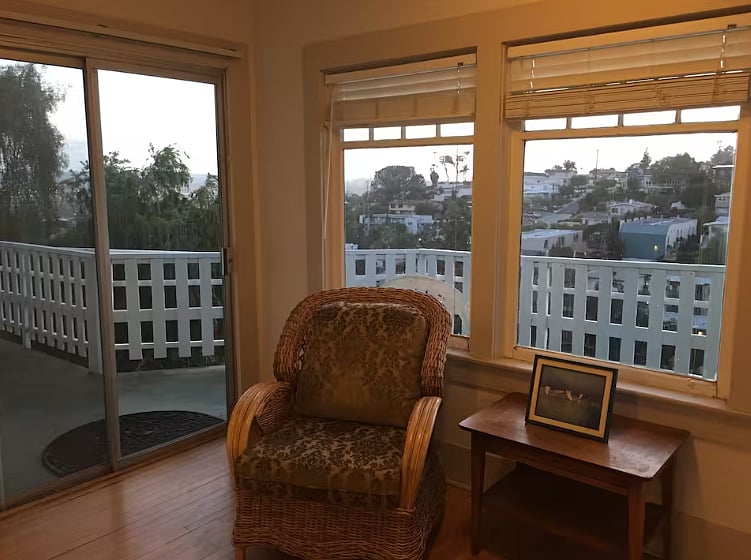 Furnished Finder property 890001_2 photo 4