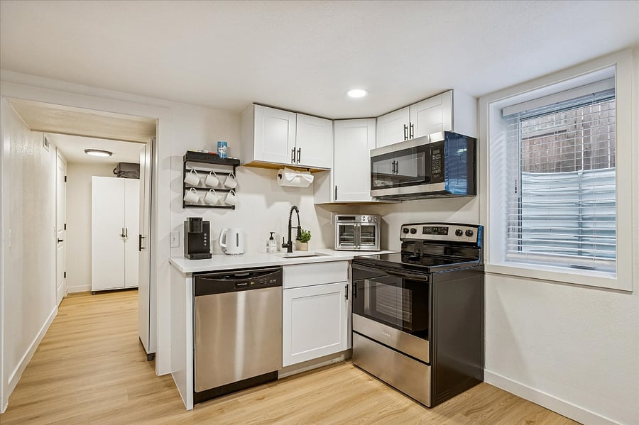 Furnished Finder property 890004_1 photo 7