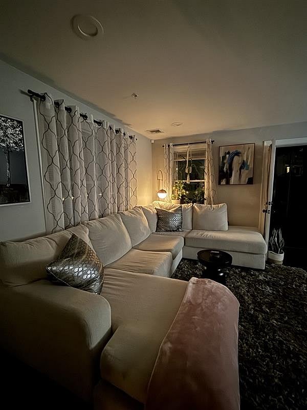 Furnished Finder property 890012_1 photo 7