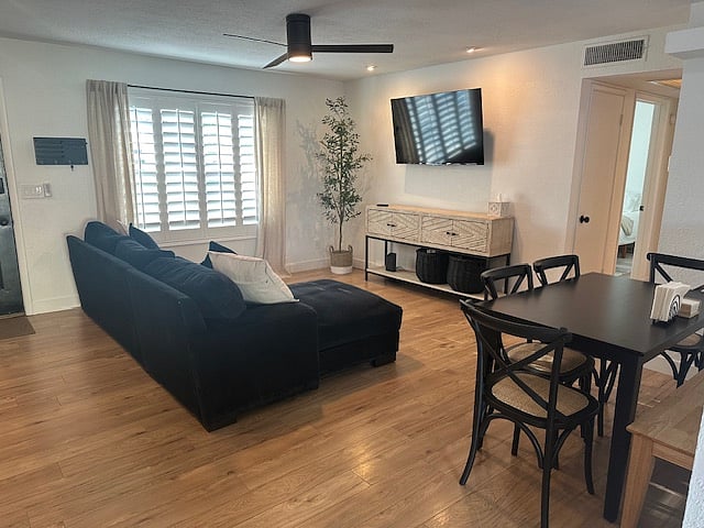 Furnished Finder property 890032_1 photo 18