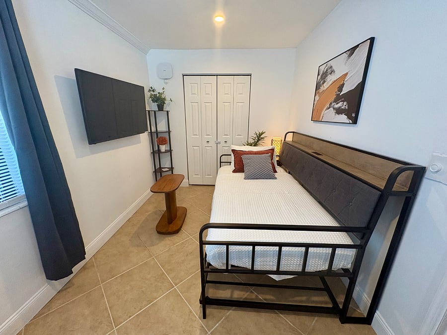 Furnished Finder property 890036_1 photo 6
