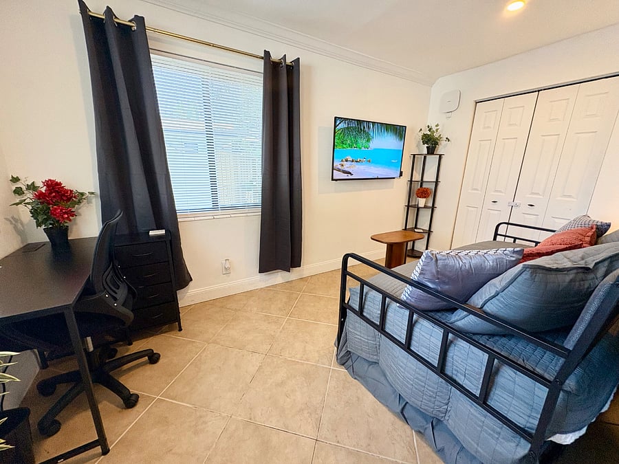Furnished Finder property 890036_1 photo 8