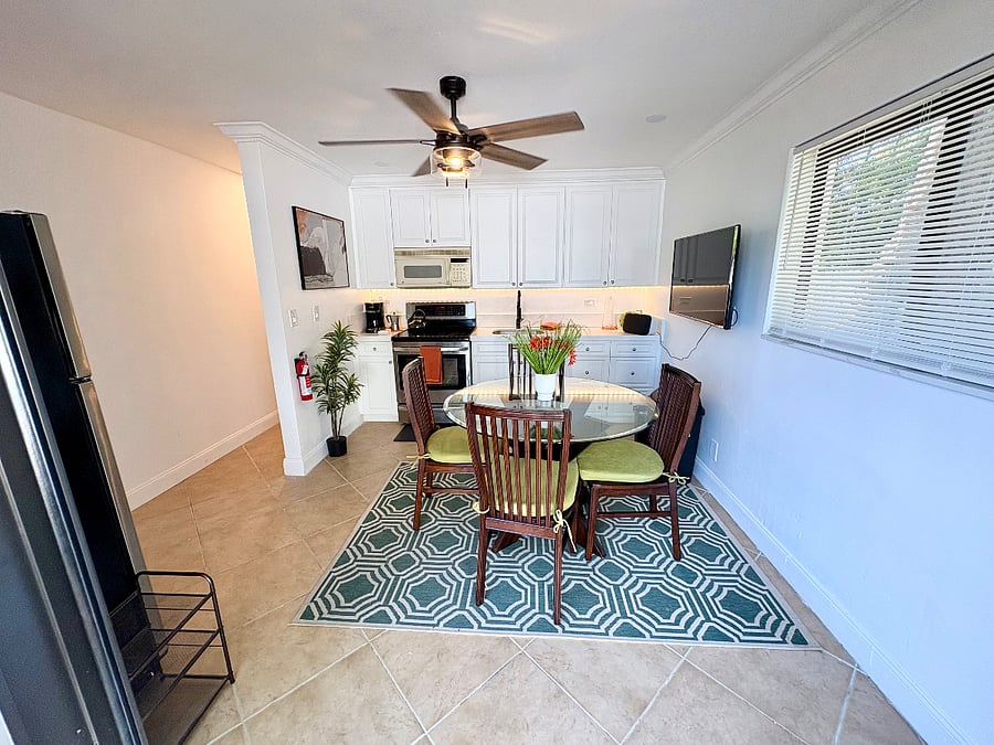 Furnished Finder property 890036_1 photo 17